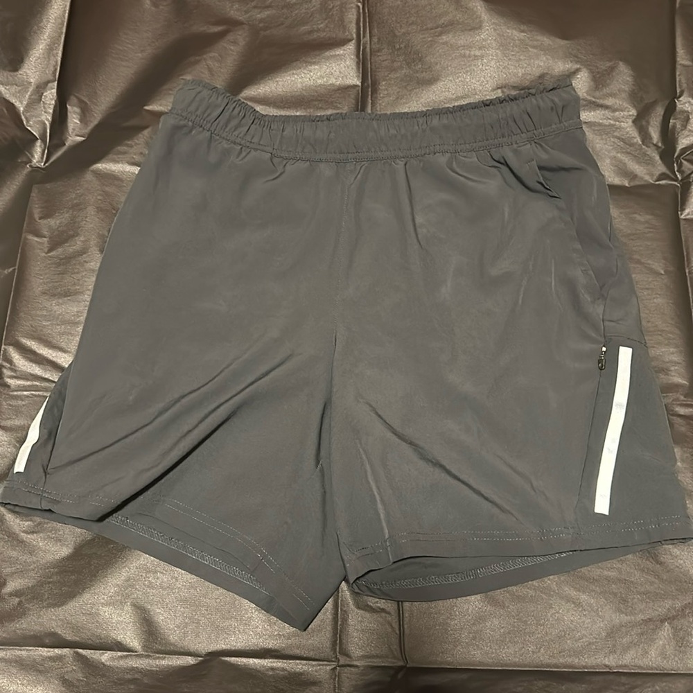 Men’s athletic shorts